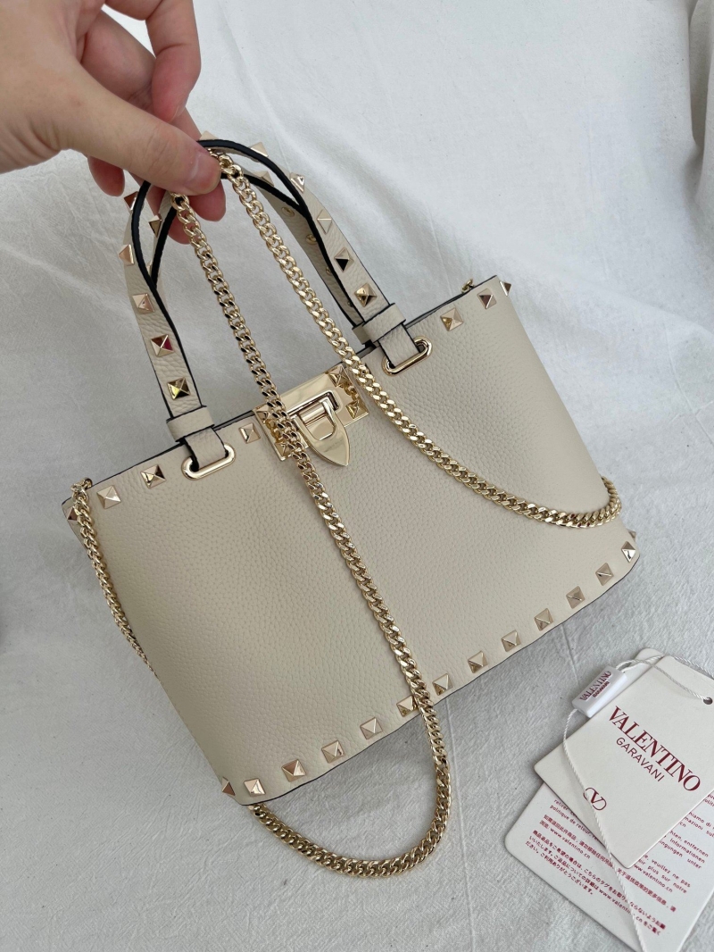 Va1e*ntin0 top handle bag